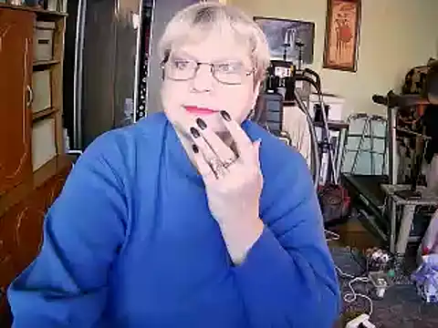 LOLA8888 online show from 11.21.25