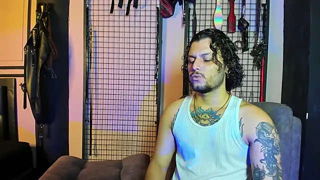 Twisted Fantasy online show from 12.29.24