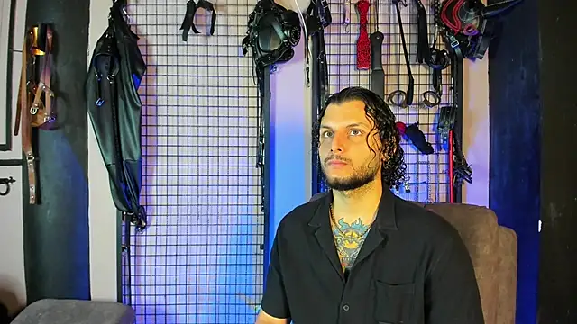 Twisted Fantasy online show from 03.06.25