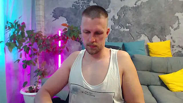 Snapshot of VikingChrisss chatting on 05.08.26 VikingChrisss online show from 05.08.26