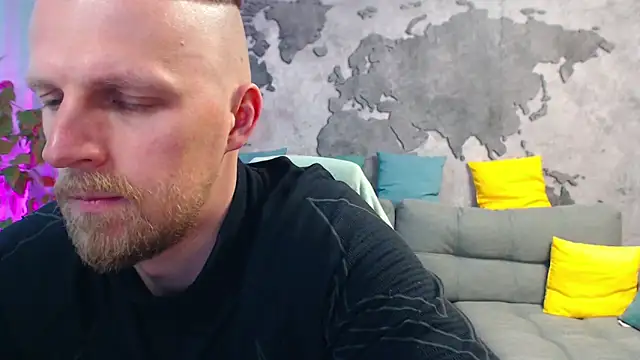 Snapshot of VikingChrisss chatting on 05.29.26 VikingChrisss online show from 05.29.26