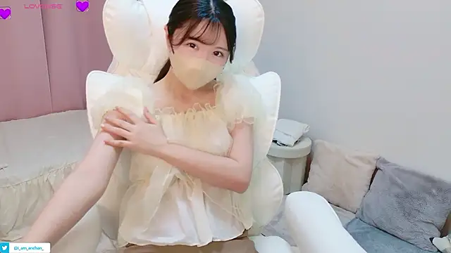 Snapshot of anchan_ chatting on 06.05.26 anchan online show from 06.05.26