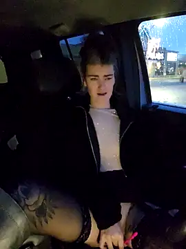 Snapshot of Lilmissvyx chatting on 01.02.25 Lilmissvyx online show from 01.02.25