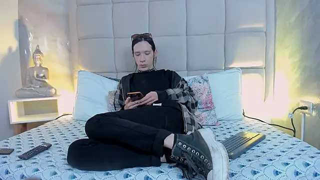 Hecatee 77 online show from 01.08.26