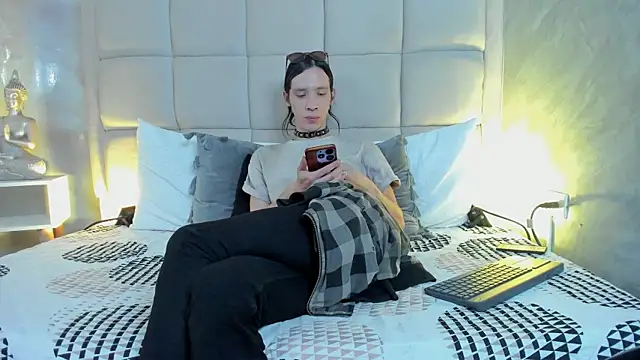 Hecatee 77 online show from 01.17.26