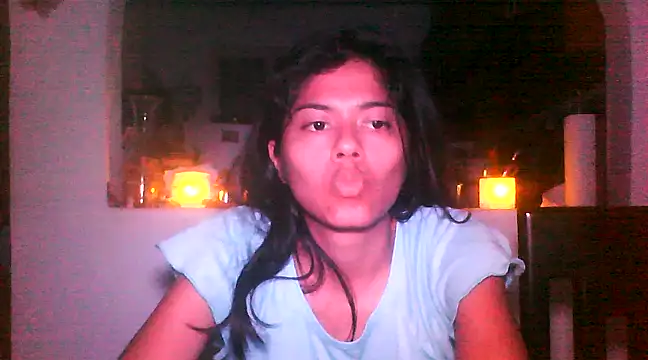 Snapshot of loverubii chatting on 02.08.25 loverubii online show from 02.08.25