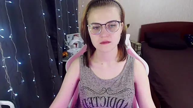 MissBrightShine online show from 02.02.25