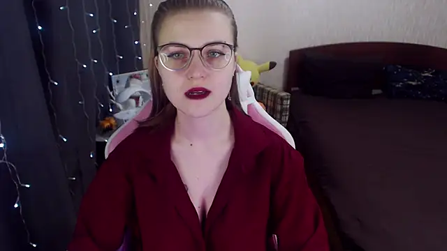 MissBrightShine online show from 02.14.25