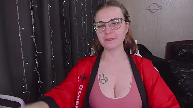 MissBrightShine online show from 03.19.25