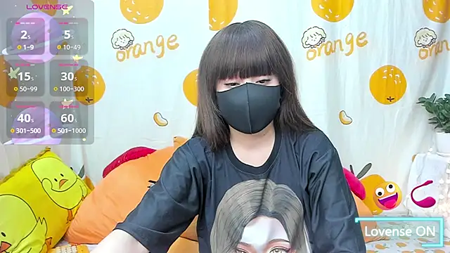 alonelove   online show from 04.18.26