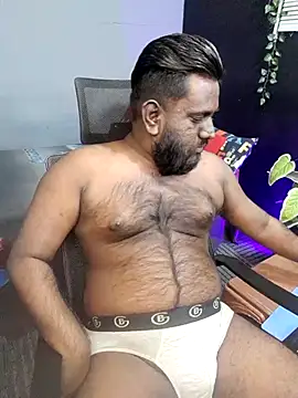 Rayansmith  online show from 11.05.25