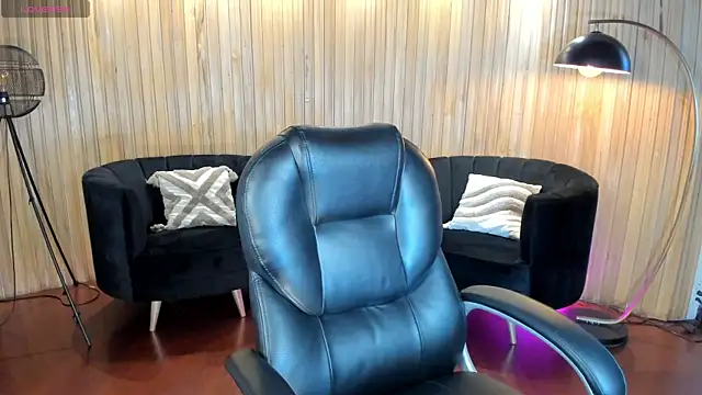 LisaMonroe  online show from 03.20.26