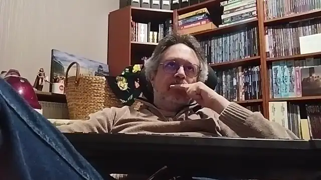 Mandra is a whore online show from 10.25.25