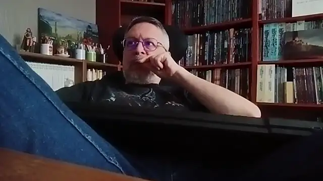 Mandra is a whore online show from 11.15.25