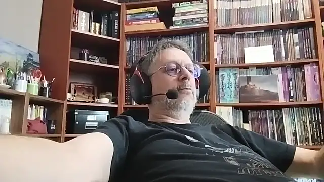 Mandra is a whore online show from 11.25.25