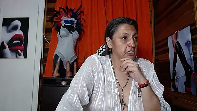 Snapshot of merlyna_goldens chatting on 02.07.25 merlyna goldens online show from 02.07.25