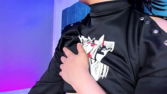 Snapshot of Satuurn_ chatting on 01.17.25 Satuurn online show from 01.17.25