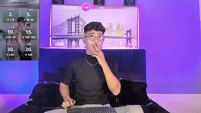 Snapshot of Andrew_thevil chatting on 12.06.24 Andrew thevil online show from 12.06.24