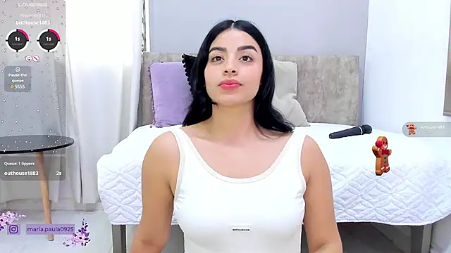 Paula Desousa online show from 02.10.25