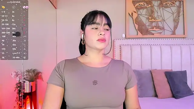 Paula Desousa online show from 04.20.26