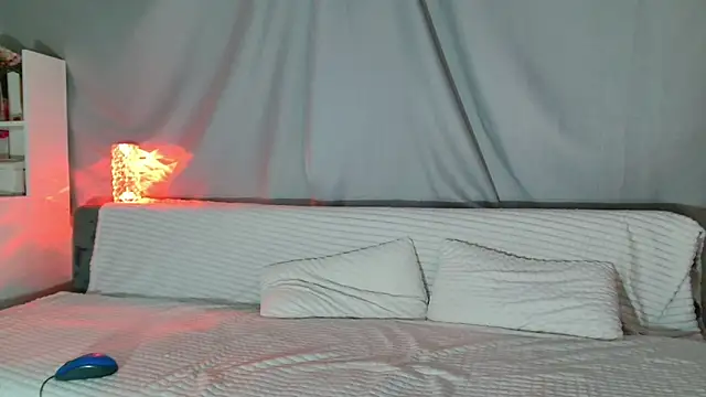 Imcarrieberry online show from 01.30.25