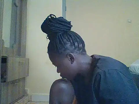 prettychic5 online show from 11.14.25