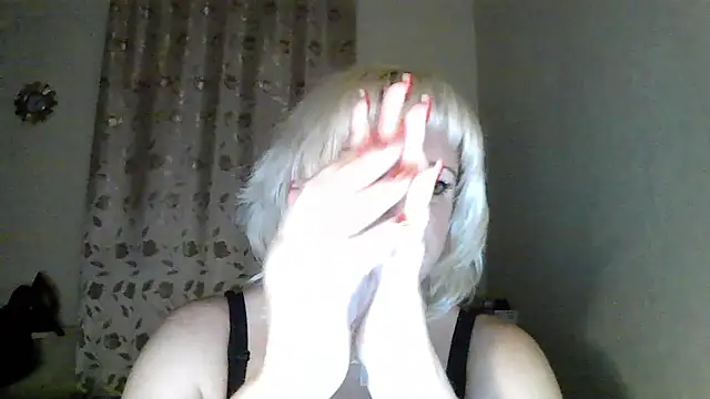 MeilomaWesa online show from 09.17.25