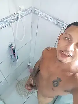 Snapshot of emrehliug12 chatting on 03.04.26 emrehliug12 online show from 03.04.26