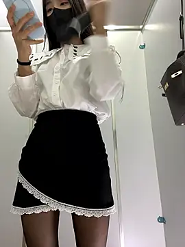 Asia-Lynn online show from 01.12.26