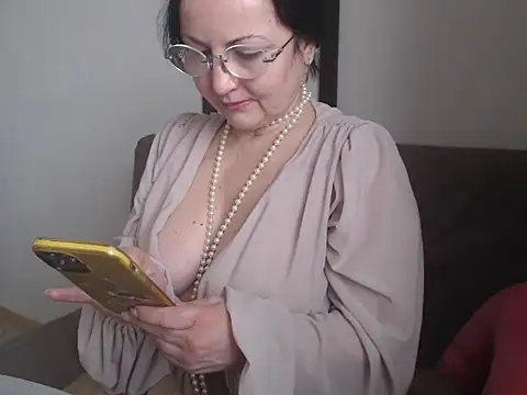 Alma44 online show from 01.14.26