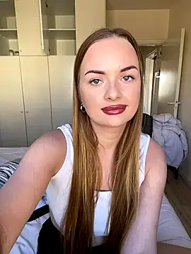 ElenaRebelle online show from 10.02.25