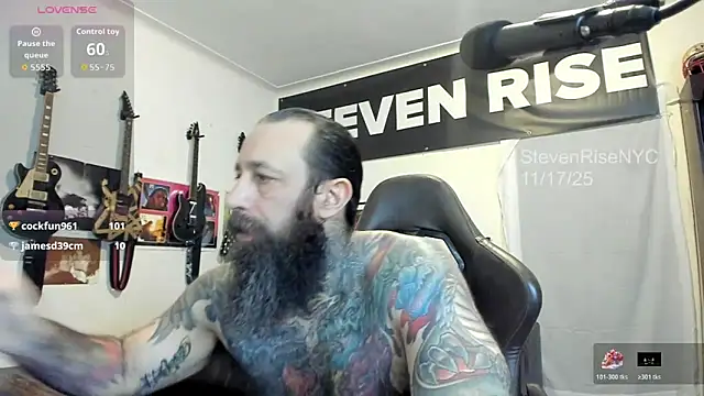 Snapshot of StevenRiseNYC chatting on 11.18.25 StevenRiseNYC online show from 11.18.25