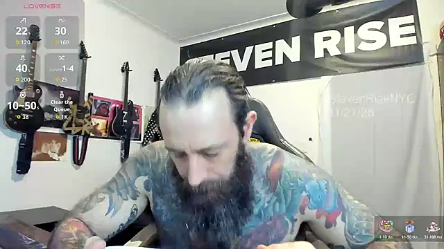 Snapshot of StevenRiseNYC chatting on 11.22.25 StevenRiseNYC online show from 11.22.25