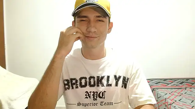 Snapshot of ChicoMaloFfF chatting on 05.01.26 ChicoMaloFfF online show from 05.01.26