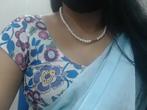 Snapshot of Lovely_Siri_23 chatting on 07.12.26 Lovely Siri 23 online show from 07.12.26
