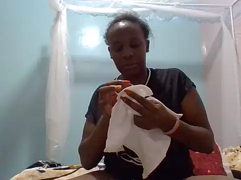Snapshot of sweet-fancy chatting on 06.10.26 sweet-fancy online show from 06.10.26