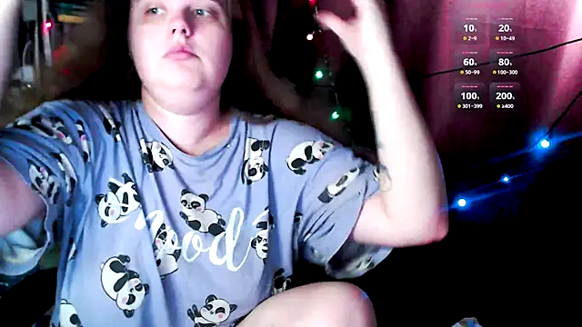 Snapshot of so_cute777 chatting on 11.24.25 so cute777 online show from 11.24.25