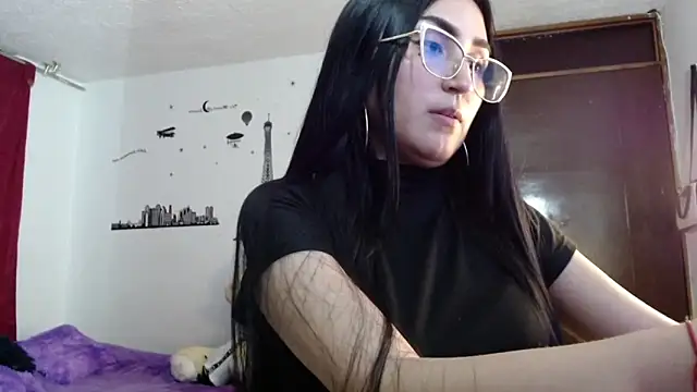 Tiffani Williams online show from 03.27.26