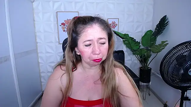 Valentinaa mature online show from 11.12.25