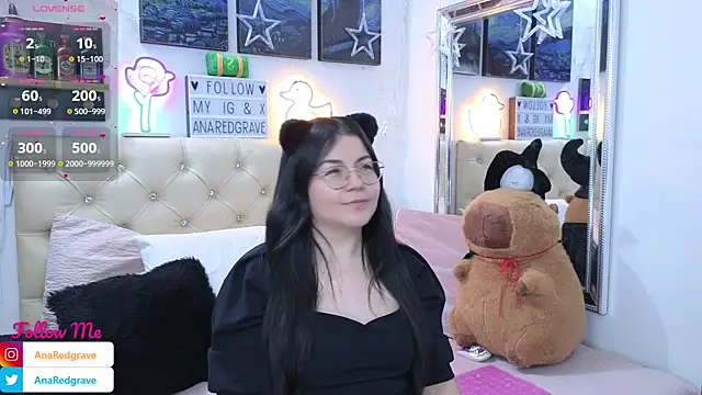 AnnaRedgrave online show from 12.05.25