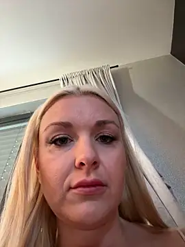 Bella-Tight online show from 03.06.25