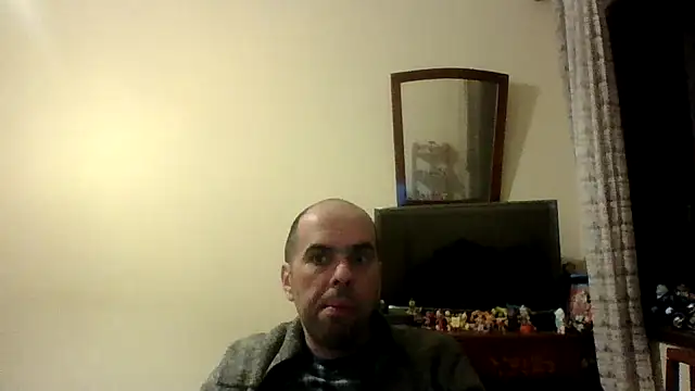 Snapshot of sstrasser chatting on 01.16.25 sstrasser online show from 01.16.25