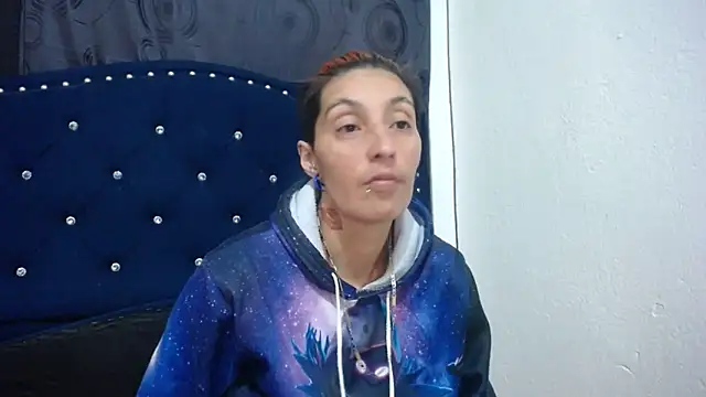 anyu1306 online show from 12.16.24