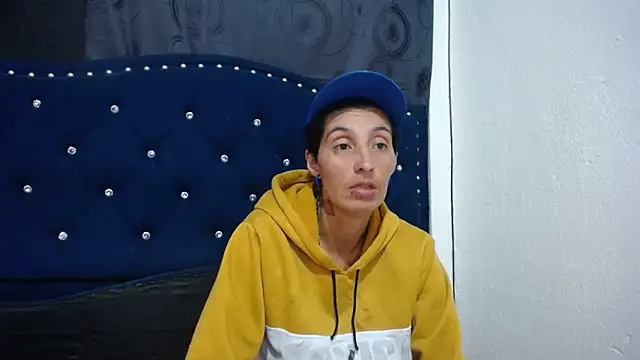 anyu1306 online show from 02.01.25