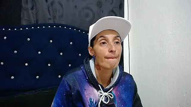 anyu1306 online show from 02.26.25