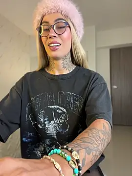 Miss sagitario online show from 04.14.26