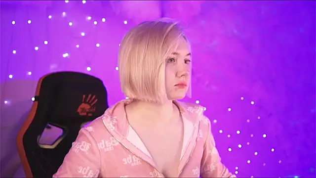 ReiYosimoto online show from 12.13.24