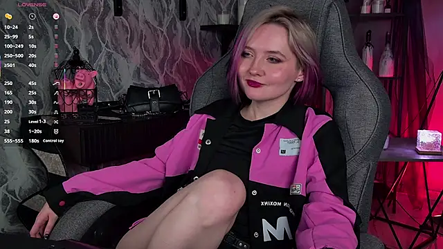 ReiYosimoto online show from 04.18.26