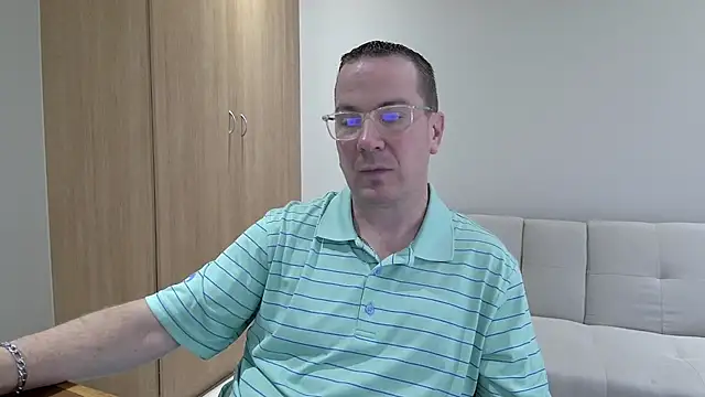 BrettJ81 online show from 09.14.25