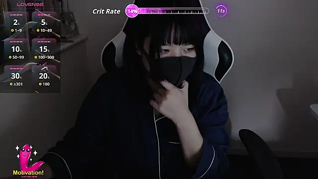 Snapshot of mimika0403 chatting on 11.02.25 mimika0403 online show from 11.02.25